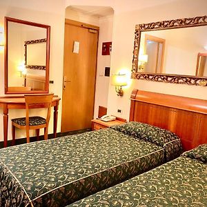 Kamer met Twee Aparte Bedden